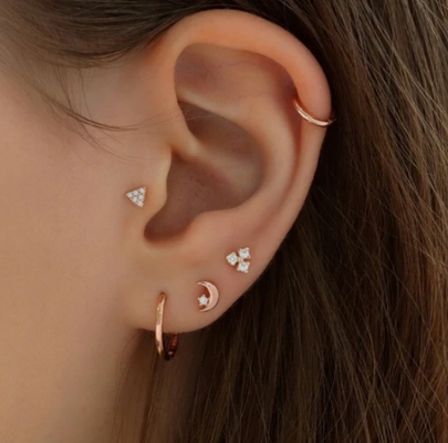 925 Sterling Silver Tiny CZ Moon Piercing Stud Kolczyk z zamknięciem tylnym