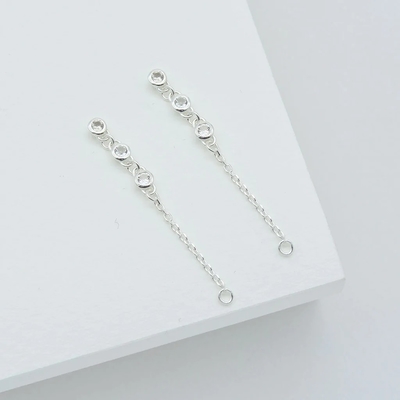 Drop Bezel White Diamond 925 Sterling Silver Chain Earrings Moda