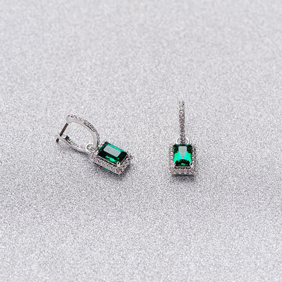 Zielony CZ Diament 925 Srebrny Klasyczny Luksuzowe kolczyki dla mody damskiej