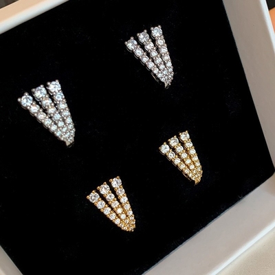18K Złoto 925 Sterling Silver Pave CZ Kobietowe kolczyki Huggie Klasyczny styl