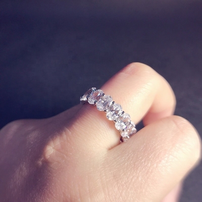 Jasny CZ Owal Eternity Band Pierścionek biżuteria Kobiety Srebrny Pierścień Eternity