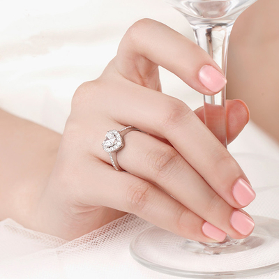Płytki z miedzi Kreatywne kształt serca Jasny CZ 925 Sterling Srebrny Eternity Band Pierścienie dla kobiet biżuteria