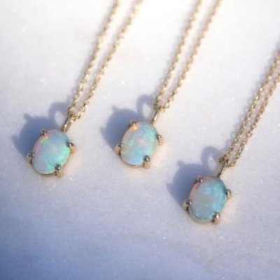 Ręcznie wykonany 18K złoto pokryty wisiorek Prong Setting Opal Stone 925 Srebrny naszyjnik