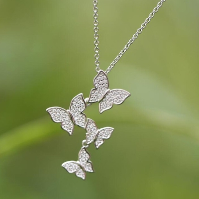 925 Sterling Silver White Gold Plated Micron Pave 4 Butterflies Charm Pendant dla kobiet