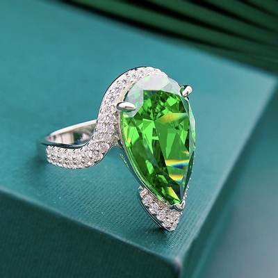 Luksusowy Szmaragd CZ Diamentowe Pierścienie Prawdziwy 925 Srebrny Sterling Ręcznie robione biżuteria dla kobiet