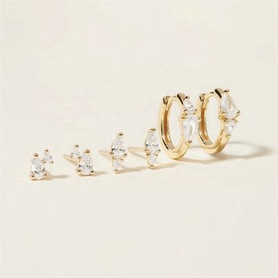 Trendy 18K złoto pokryte biały sześcienny cyrkon 925 Sterling Silver Stud & Huggies Set kolczyki