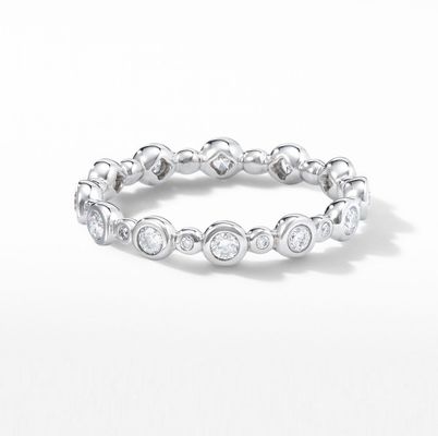 Klasyki Zirkon Eternity Band Złote biżuteria US rozmiar 10 Jasny pierścionek CZ