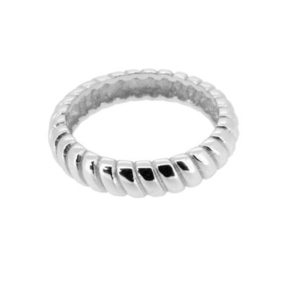 Szerokość 6 mm Pierścień zaręczynowy z srebrnym skrętem 18K Złoto Rhodium Kolor Skręty Srebrny Pierścień