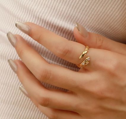 Wielkość 4-10 CZ Pierścień kamienny 18K Złoty Otwarty Wąż 925 Sterling Srebrny Pierścienie zwierzęce