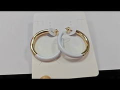 biały kołek emaliowy