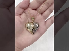 Wisiorek w kształcie serca