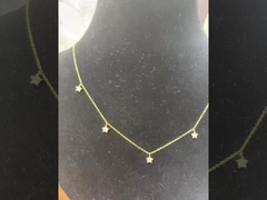 Magia Mieszanych Metali: Pierścionki Łączące Srebro, Miedź i Stal!